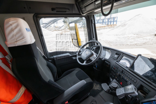 MAN TGS 43.440 8x4 - 08